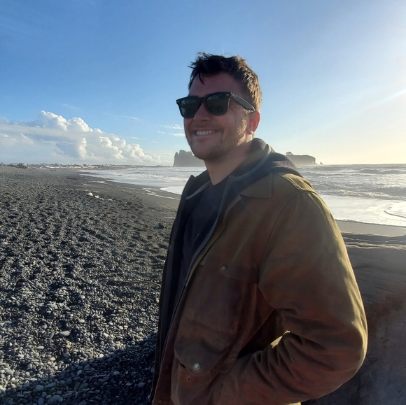 Meet your Posher, Robert - Picture 1 of 1